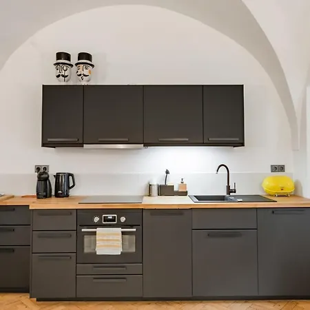 Art In The Heart Of Old Town Appartement